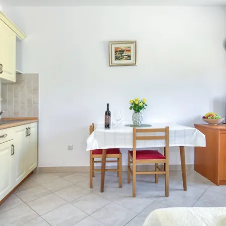 With Terrace アパート *